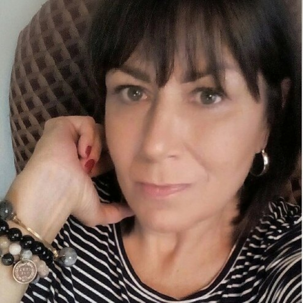 Meet your Posher, Lynne